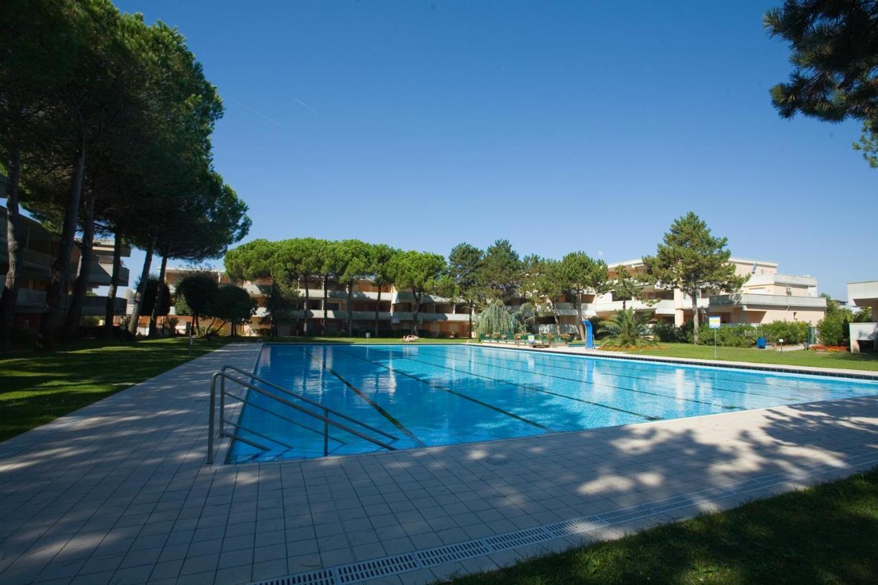 Villa Solarium/piscina Bibione Esterno foto