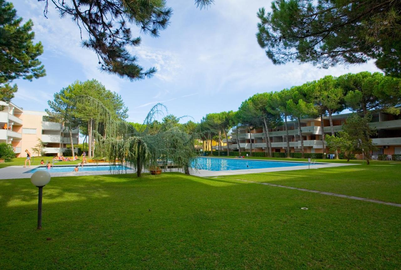Villa Solarium/piscina Bibione Esterno foto